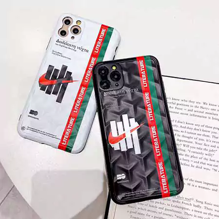 ブランド  iphone17/17pro/17air/17promaxスマホケース 