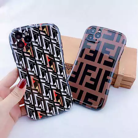 ブランド フェンディ iphone17/17pro/17air/17promaxスマホケース 