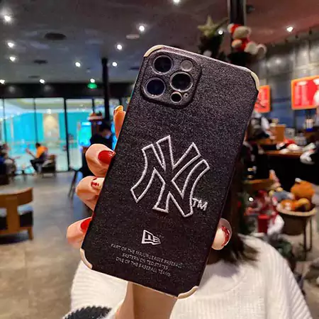 ブランド アディダス iphone17/17pro/17air/17promaxスマホケース 
