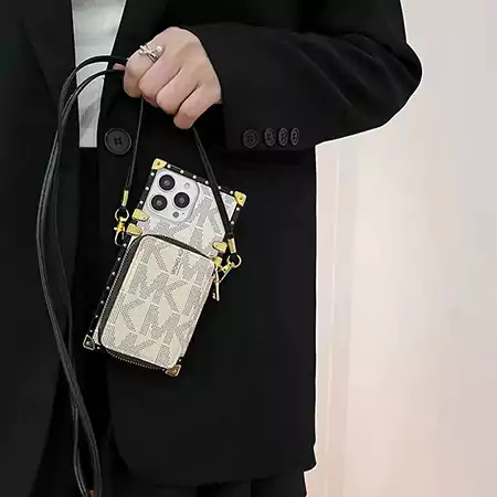 ブランド  iphone17/17pro/17air/17promaxスマホケース 