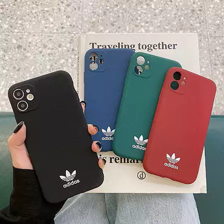 ブランド アディダス iphone17/17pro/17air/17promaxスマホケース 