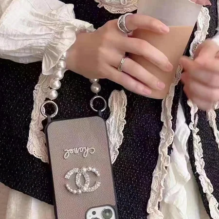 シャネル iPhone 1717 Pro17 Pro Max ケース, シャネル iPhone 1616 Pro16 Pro Max ケース,シャネル iPhone 1515 Pro15 Pro Max ケース, シャネル iPhone 1414 Pro14 Pro Max ケース, シャネル 斜め掛け ケース, シャネル パールストラップ ケース, シャネル 真珠 ケース, レディース 高級スマホケース