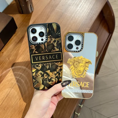 ヴェルサーチ iPhone17 ケース, VERSACE iPhone16ProMax ケース, おしゃれ iPhone17 ケース, MagSafe対応 iPhone16 ケース, 滑り止め iPhone15 ケース, 高級 デザイン iPhone14Pro ケース, ワイヤレス充電 ケース, ブランド iPhone カバー