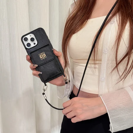 ロエベ iPhone17Air ケース, LOEWE iPhone16ProMax ケース, 斜めがけ iPhone17 ケース, ストラップ付き iPhone16 ケース, 高級感 iPhone15 ケース, おしゃれ iPhone14Pro ケース, ブランド iPhone カバー, ブラック レザー ケース