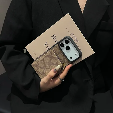 コーチ ジッパーカードホルダー iPhone17ProMaxケース, COACH モノグラム iPhone17Pro携带ケース レザー iPhone17ケース コーチ,COACH 流行iPhone17ケース,ハイブランド iPhone17ケース COACH