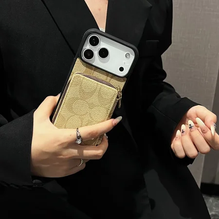 コーチ ジッパーカードホルダー iPhone17ProMaxケース, COACH モノグラム iPhone17Pro携带ケース レザー iPhone17ケース コーチ,COACH 流行iPhone17ケース,ハイブランド iPhone17ケース COACH
