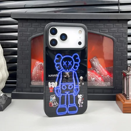 KAWS iPhone17Air ケース, ベアブリック iPhone16ProMax ケース, ストリート系 iPhone17 ケース, BE@RBRICK iPhone16 ケース, アニメ風 iPhone15Pro ケース, 保護フィルム付き iPhone14Pro ケース, 擦り傷防止 iPhone カバー