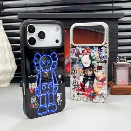 KAWS iPhone17Air ケース, ベアブリック iPhone16ProMax ケース, ストリート系 iPhone17 ケース, BE@RBRICK iPhone16 ケース, アニメ風 iPhone15Pro ケース, 保護フィルム付き iPhone14Pro ケース, 擦り傷防止 iPhone カバー