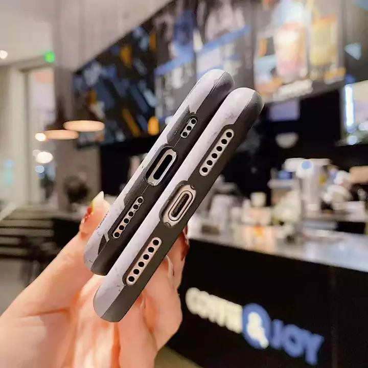 シンプル ポップ風 ブランド柄 アイフォン11pro カバー
