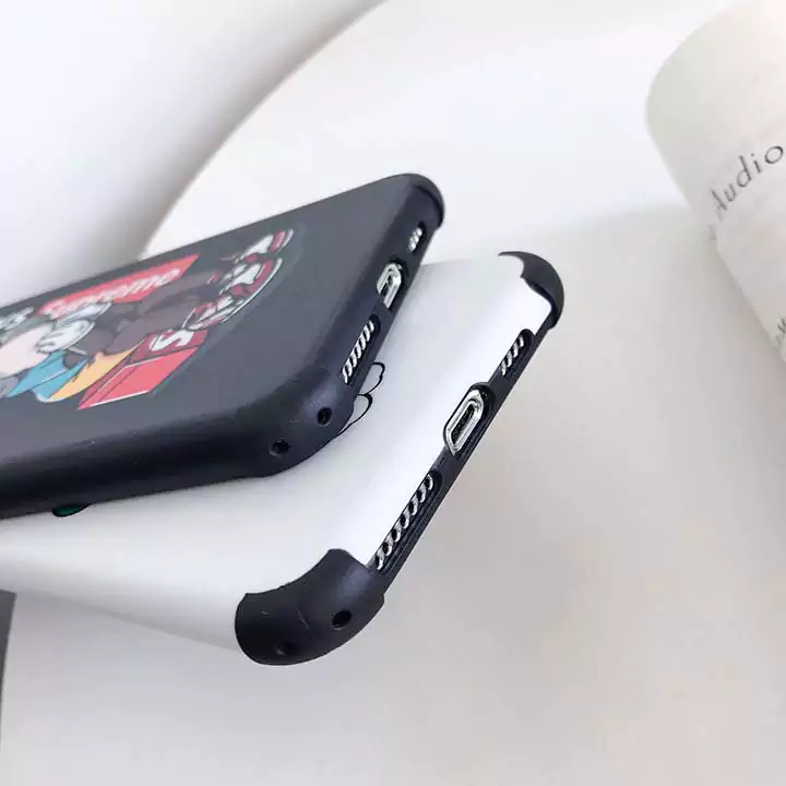 人気アイテム kaws iphonexs max携帯ケース
